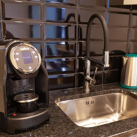 Poetikblue By We Do Living * פורטו